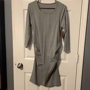 MATERNITY Gray solid ruched dress. Entourage brand